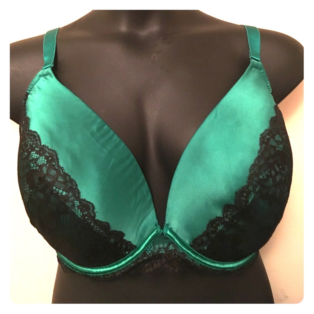 Cacique Emerald and Black Lace Bra